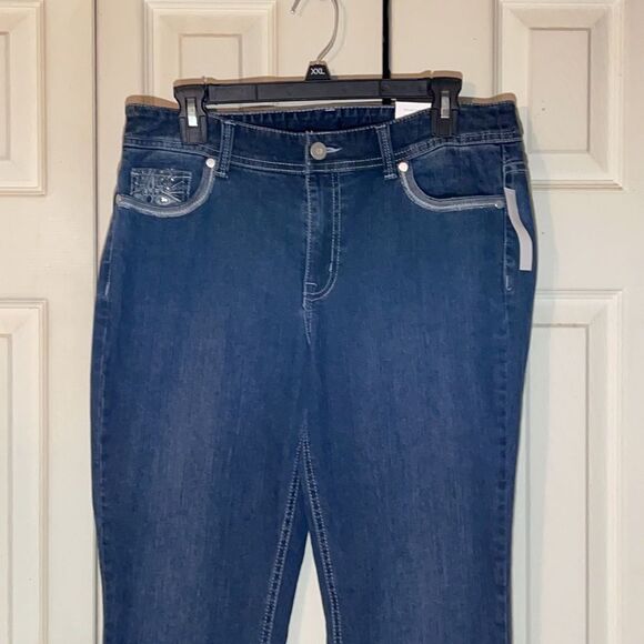 Christopher & Banks Tapered Leg Jeans Sequins 8 - Picture 3 of 16